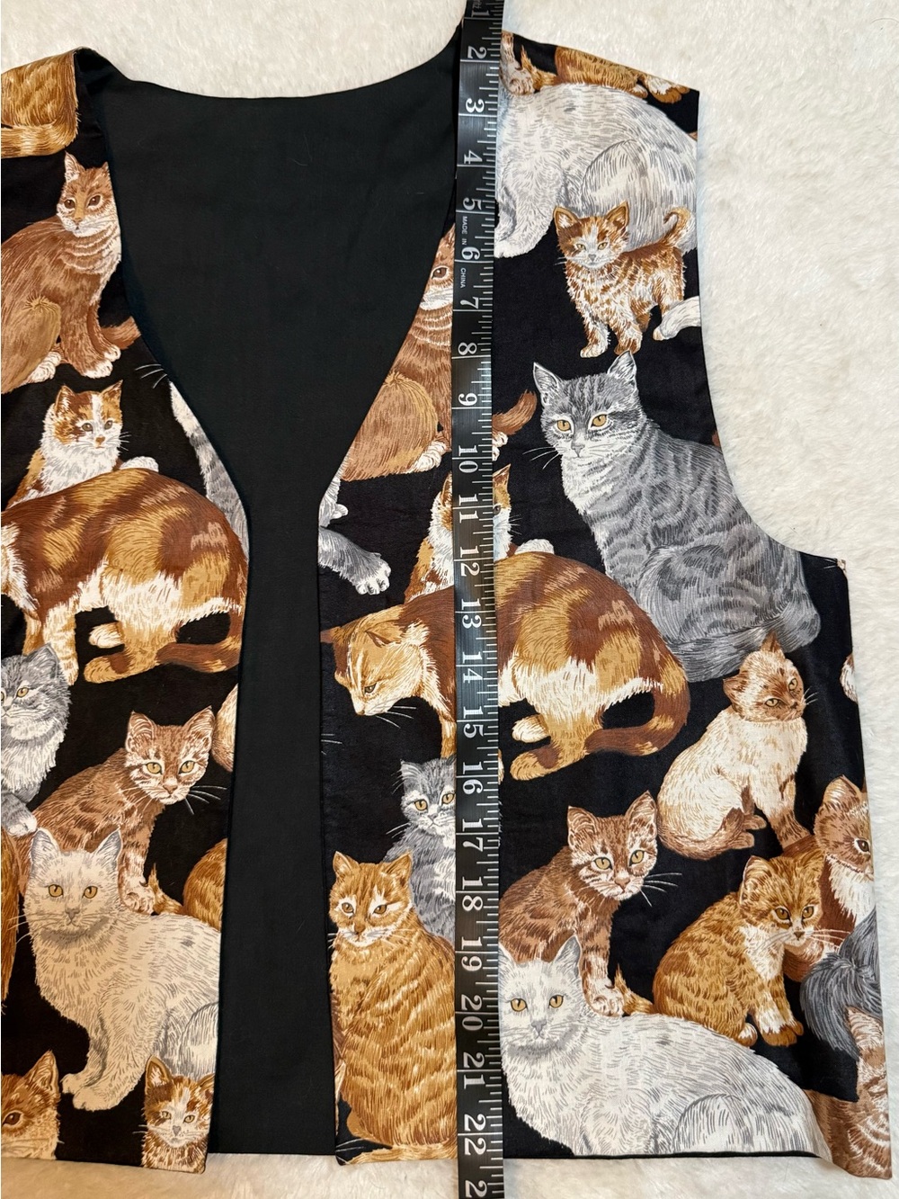 Amazing Cat Print Vest, 42” - Picture 8 of 8